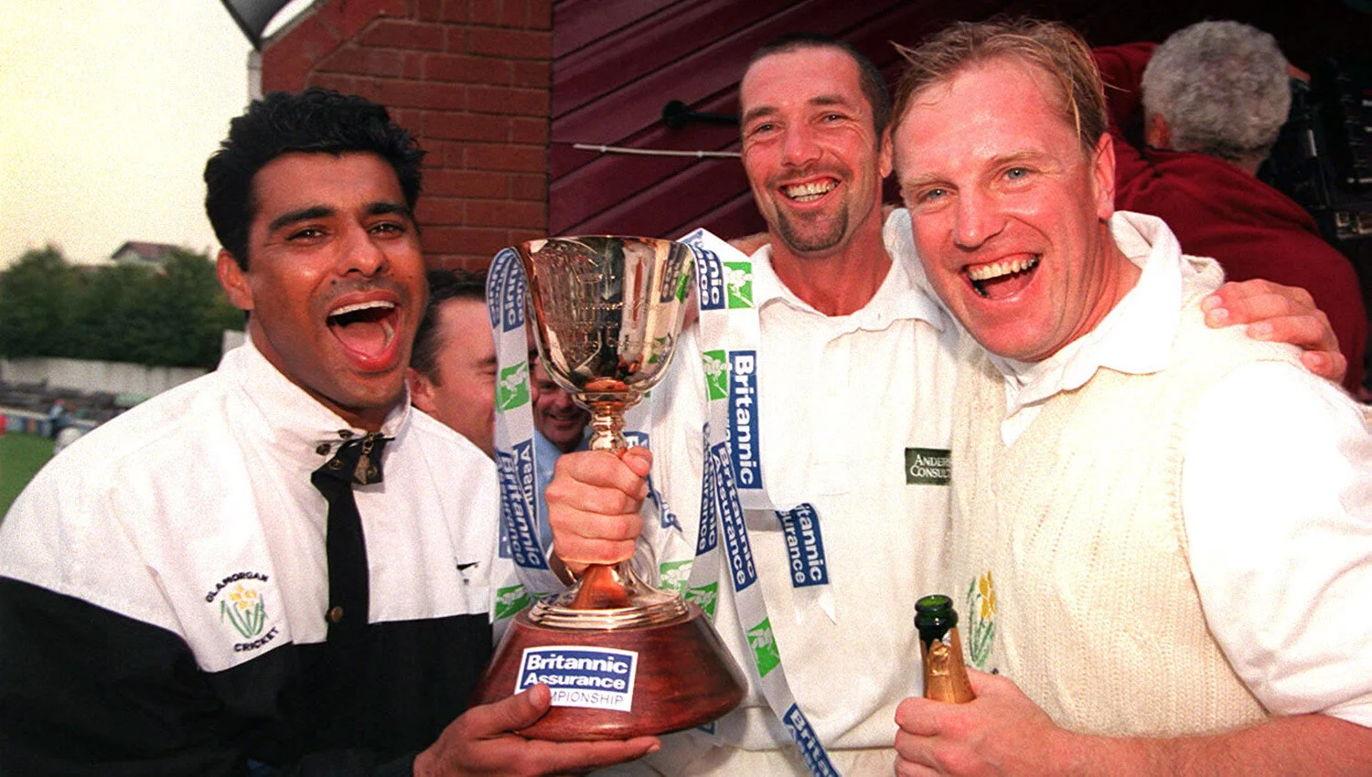 Waqar younis matthew maynard and hugh morris celebrate winning title